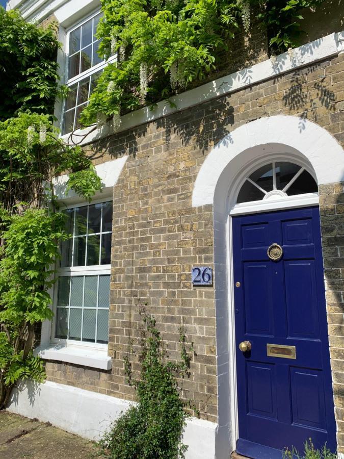 Bed and Breakfast Esme'S Winchester Exterior foto